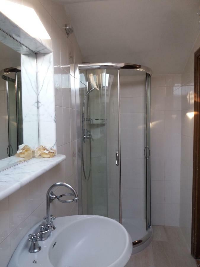 Splendida E Incantevole Casa A Due Passi Dal Mare Viareggio Exteriör bild